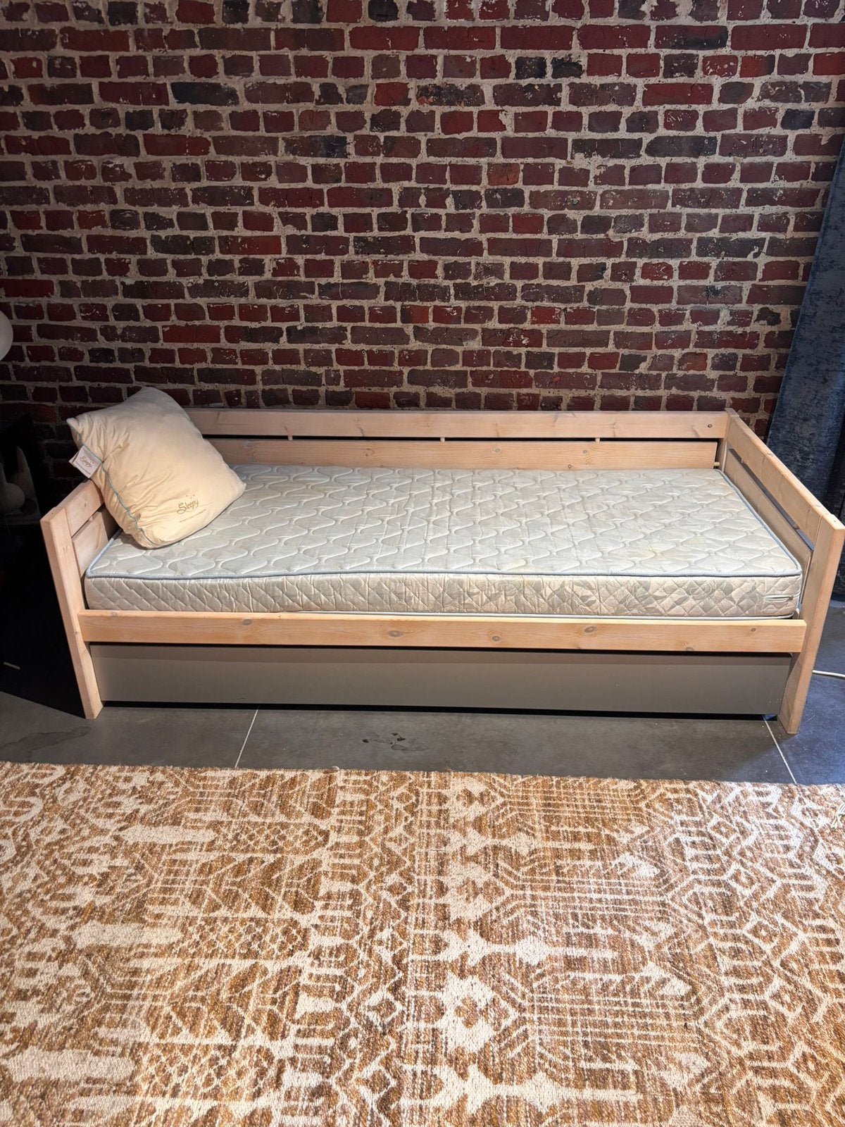 Bed met lade voor 2ematras, 90 cm, Une personne, Enlèvement, Utilisé