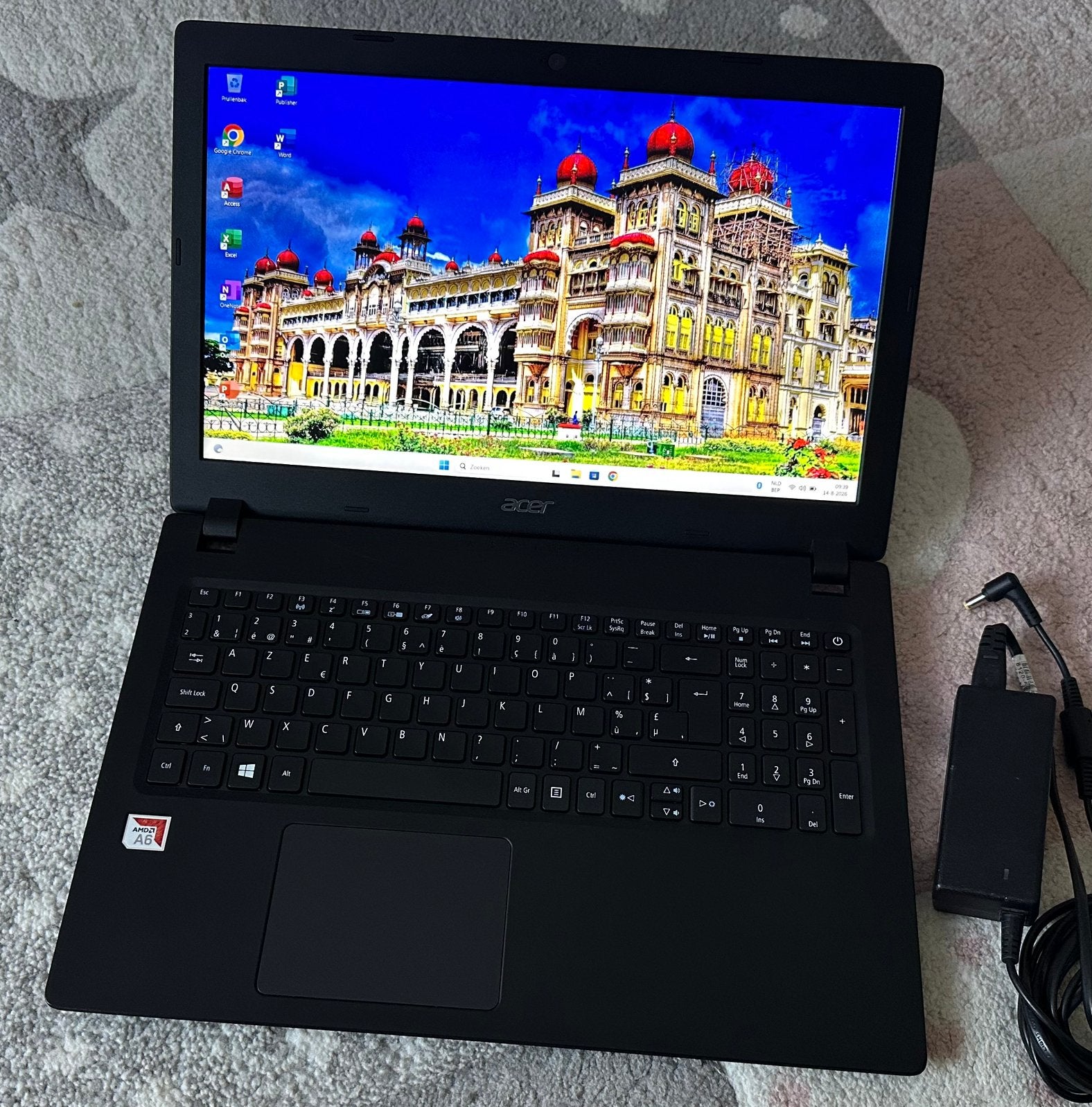 15.6”Acer/ AMD A6-9220/8gb ddr4/128gb ssd/1000gb hdd/Win 11/, Computers en Software, Laptop-opladers, Ophalen, Zo goed als nieuw