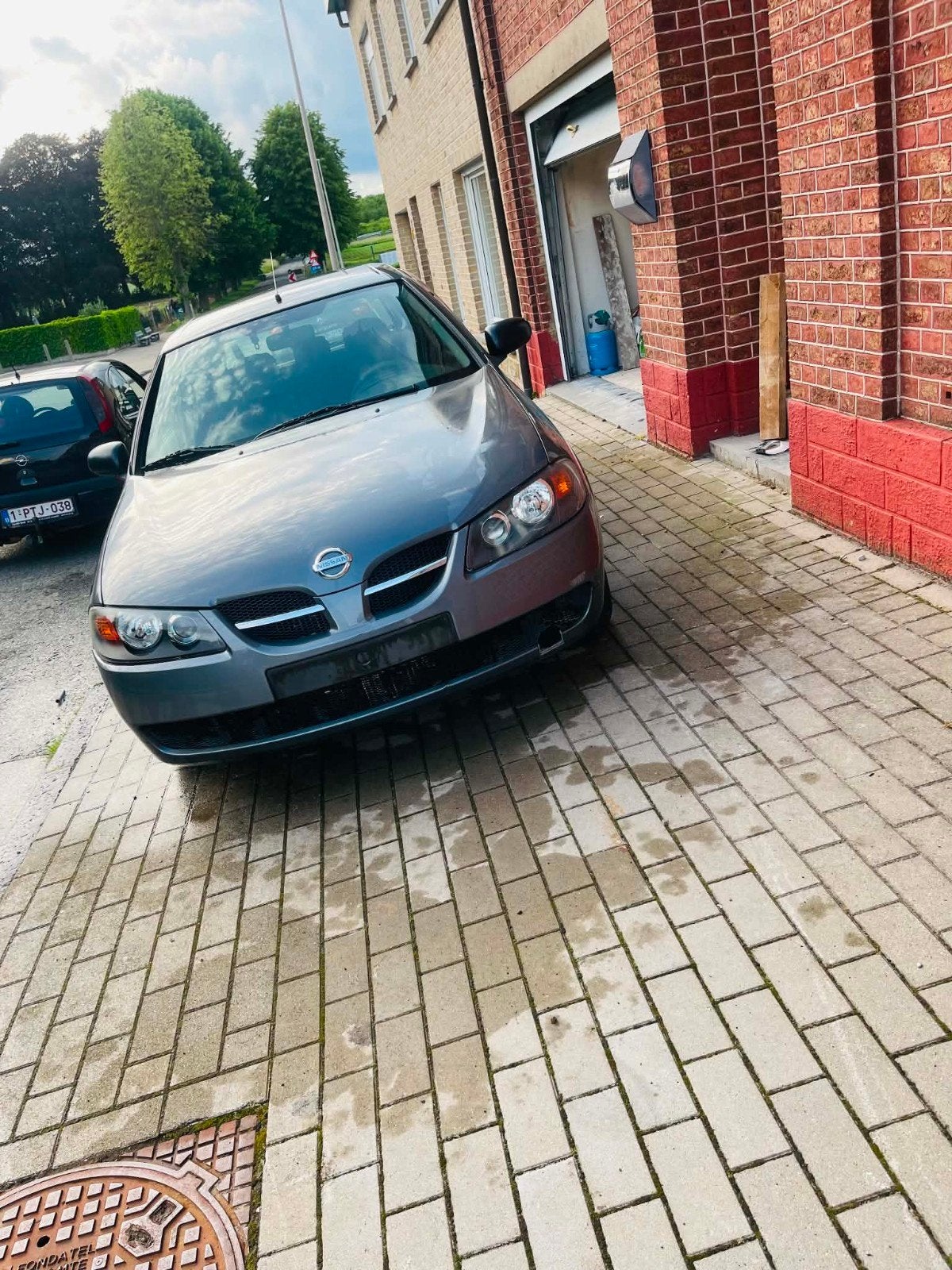 Auto nissan almera, Ophalen, Nissan