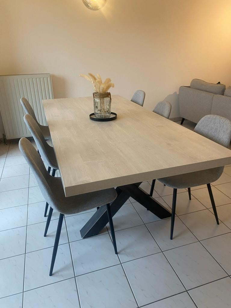 Mooie eettafel te koop wegens verhuis., Huis en Inrichting, Tafels | Eettafels, Ophalen, Gebruikt, 200 cm of meer, 50 tot 100 cm