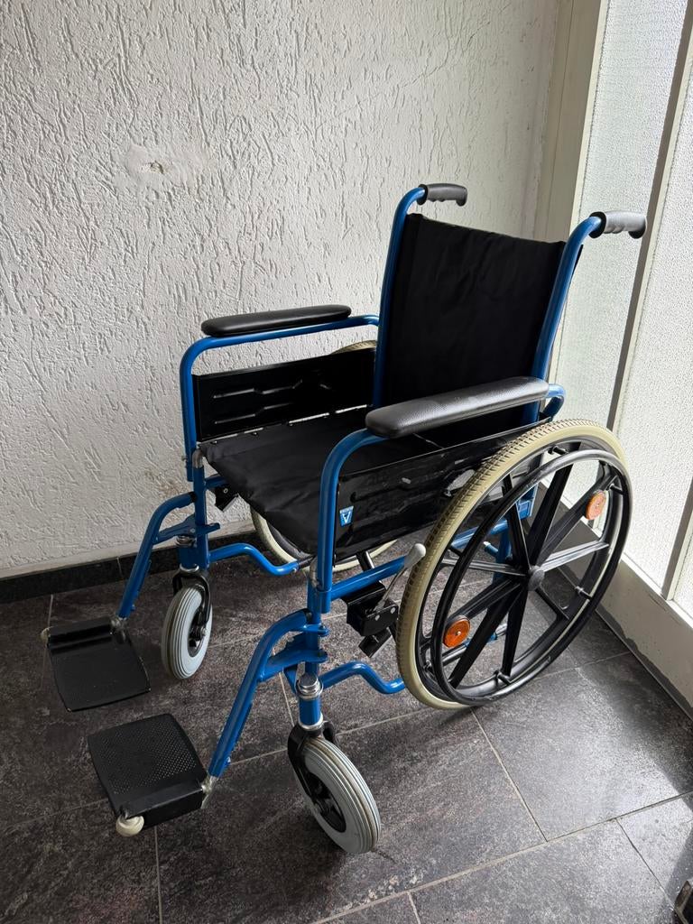 Goed onderhouden, opvouwbare rolstoel, Diversen, Ophalen, Zo goed als nieuw