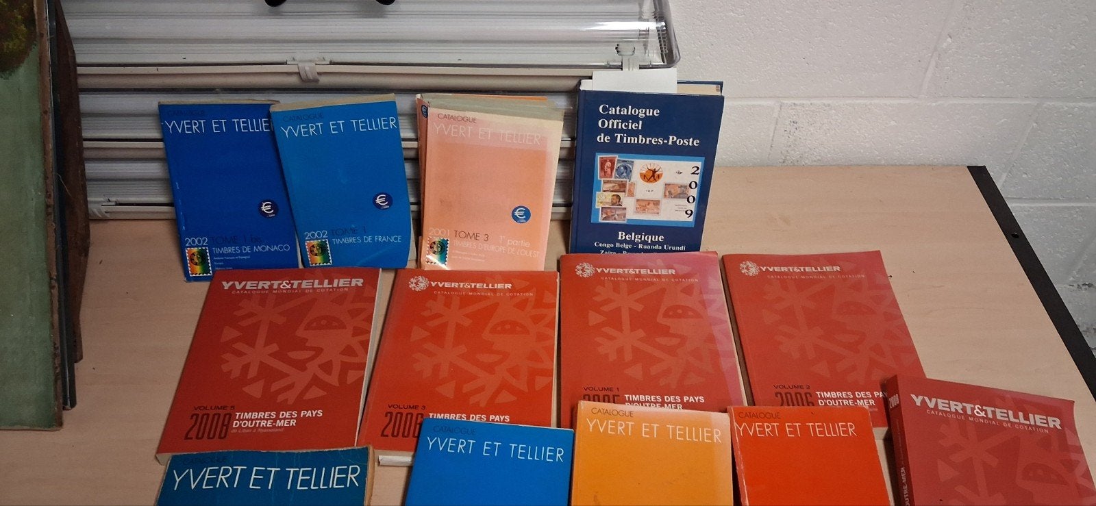 lot de catalogues de timbre, Enlèvement ou Envoi
