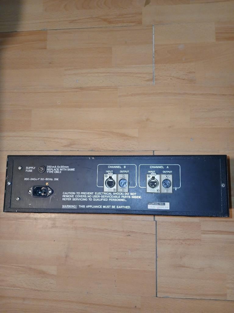 Égaliseur Statik SA 10 - Rack 19" - 2x10 Bandes Stéréo, Enlèvement ou Envoi, Utilisé