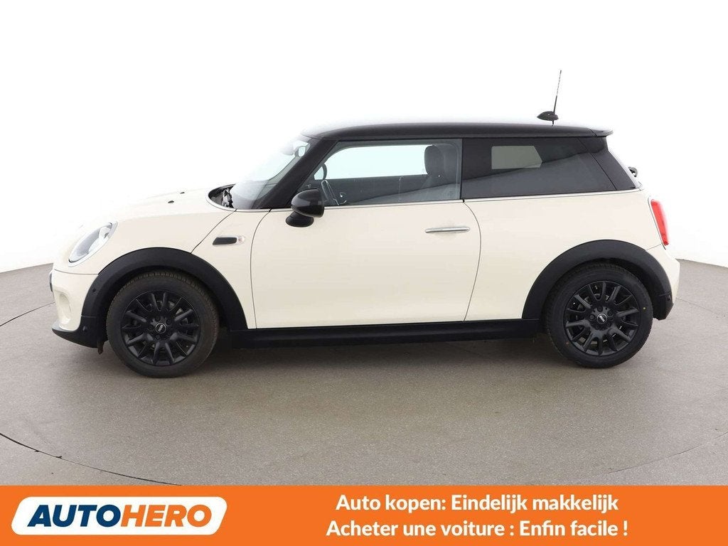 MINI Cooper Cooper (bj 2017), Auto's, Stof, 136 pk, Wit, Grijs