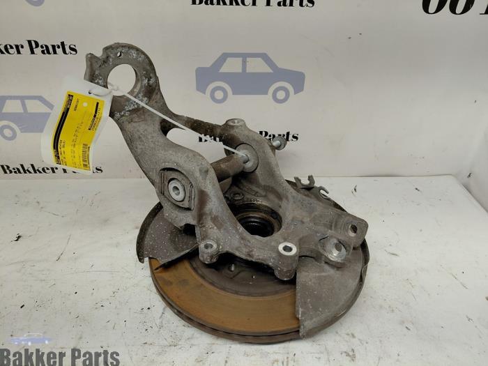 Fusee links-achter van een Audi Q5, Gebruikt, -, -, Audi