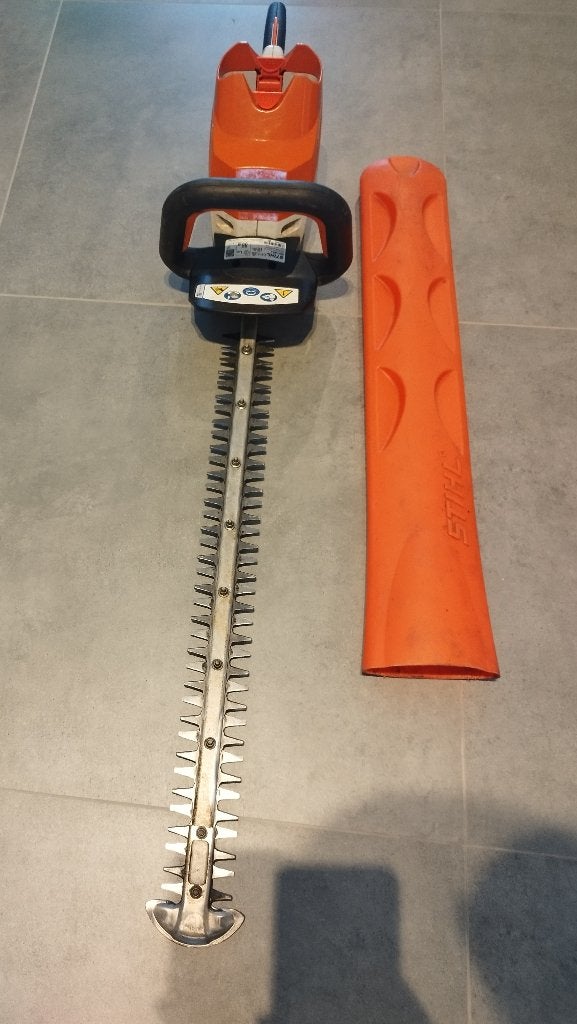 Taille haie HSA100, Ophalen, Zo goed als nieuw, Elektrisch, STIHL