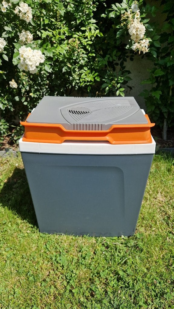Gio'style koelbox - Shiver - 12/230 Volt - 30 liter, Ophalen, Zo goed als nieuw, Koelbox, Elektrisch