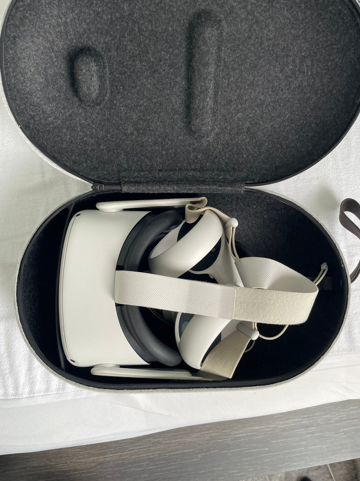 Vr bril, Enlèvement ou Envoi, Utilisé