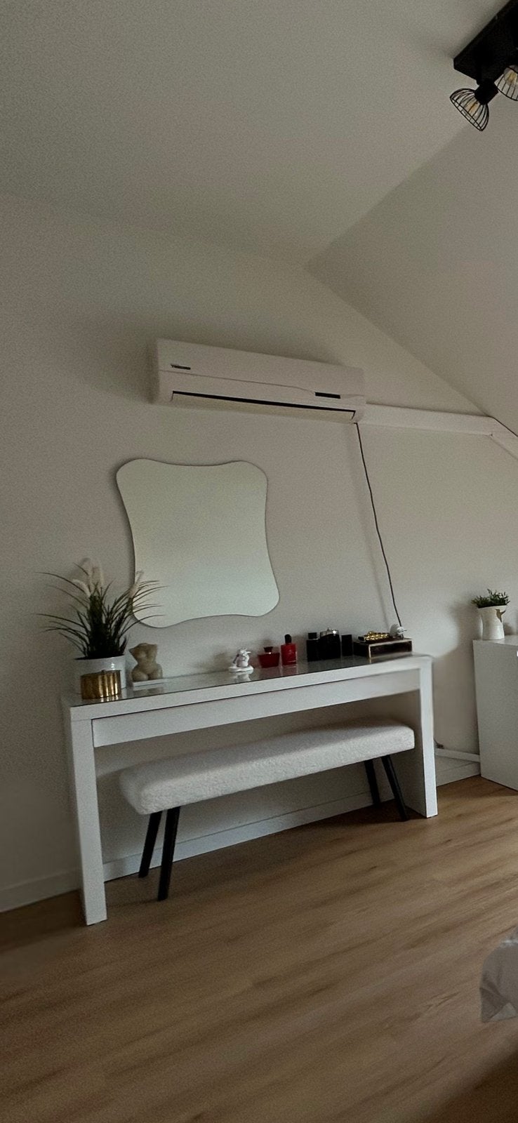 Makeuptafel ikea, Muziek en Instrumenten, Piano's, Ophalen, Zo goed als nieuw