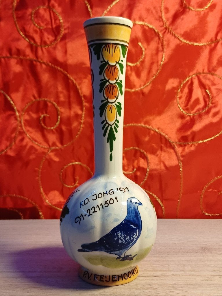 Soliflore Delft Polychrome vaas Traveler Pigeon Trophy 1991, Verzenden