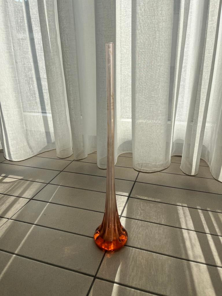 1 flower vintage glass vase, Ophalen of Verzenden, Zo goed als nieuw