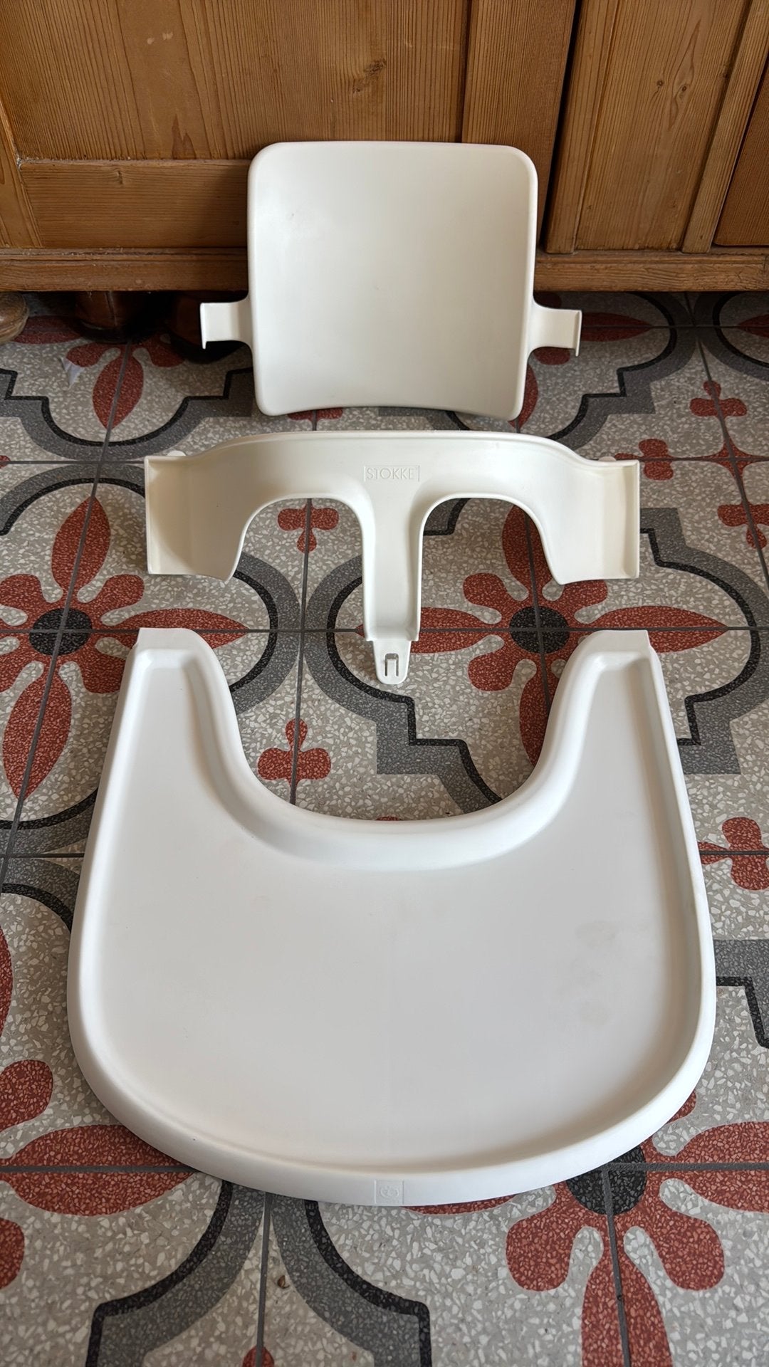 Tripp Trapp beugel en tafelblad wit Stokke, Kinderen en Baby's, Ophalen, Zo goed als nieuw, Overige typen, Afneembaar eetblad
