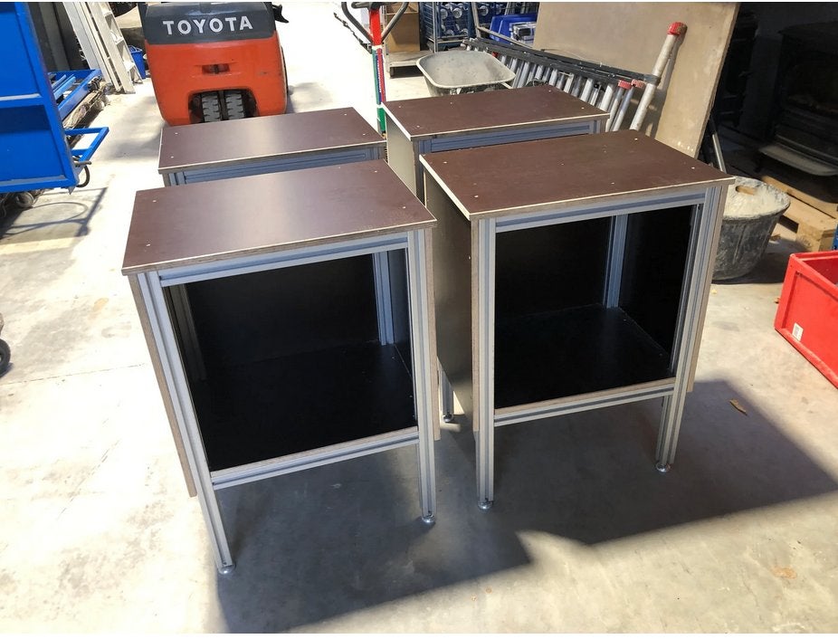 compacte werkbanken/ machinetafel, Ophalen