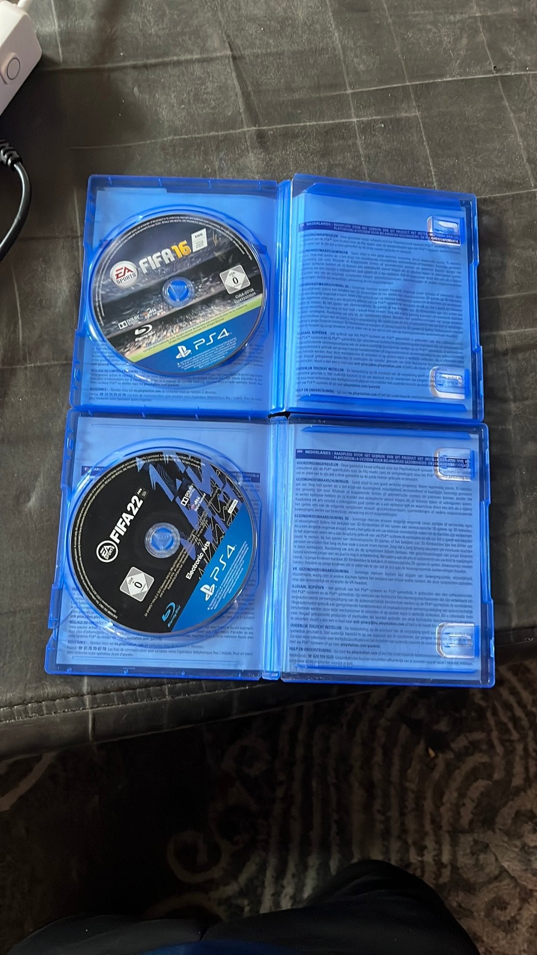 Fifa 22 en 16  ps4 spel, Ophalen, Zo goed als nieuw