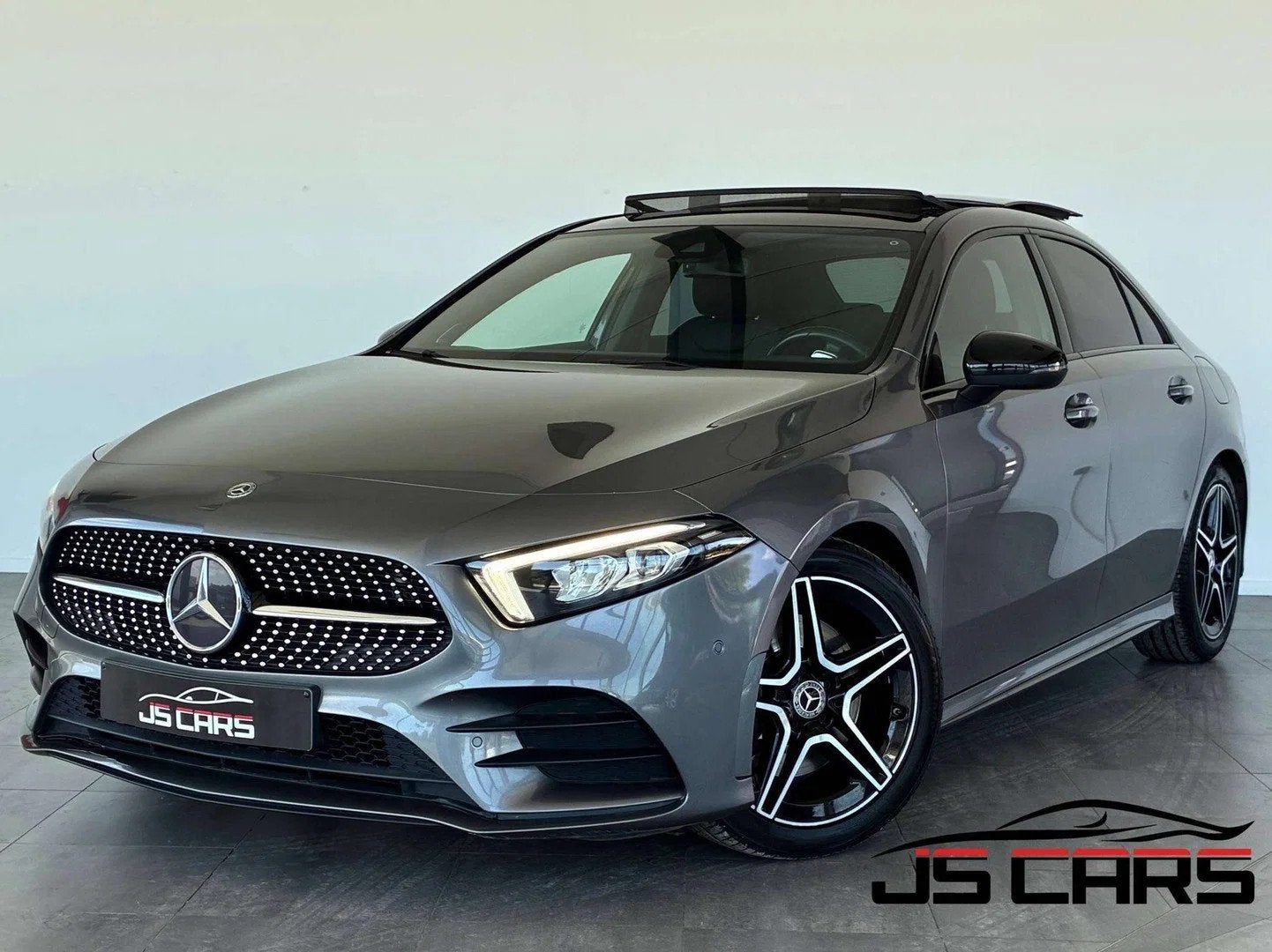 Mercedes-Benz A-CLASS 220 PACK AMG-COCKPIT-GPS-T.O-CUIR-CAME, Achat, Entreprise, Noir, Commande vocale