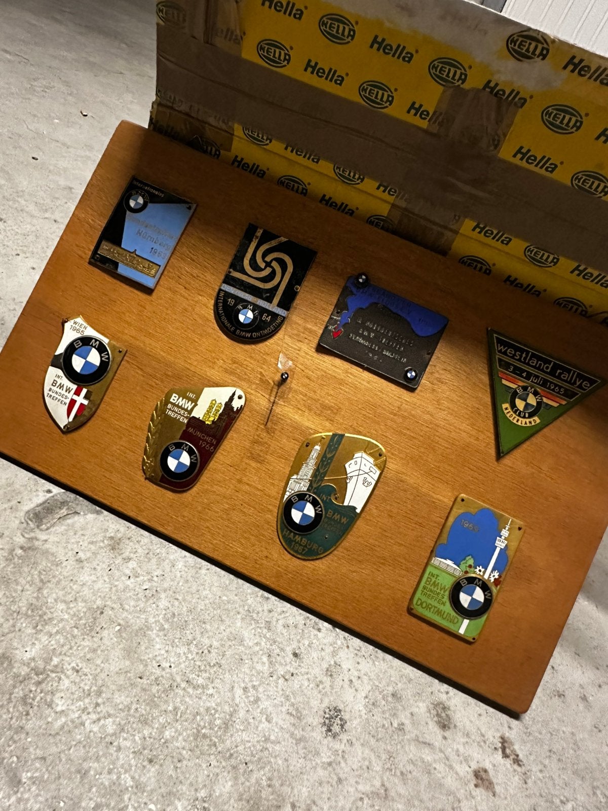 Oud BMW-radiatorgrilllogo, zeldzame e-mail, Ophalen of Verzenden, Zo goed als nieuw
