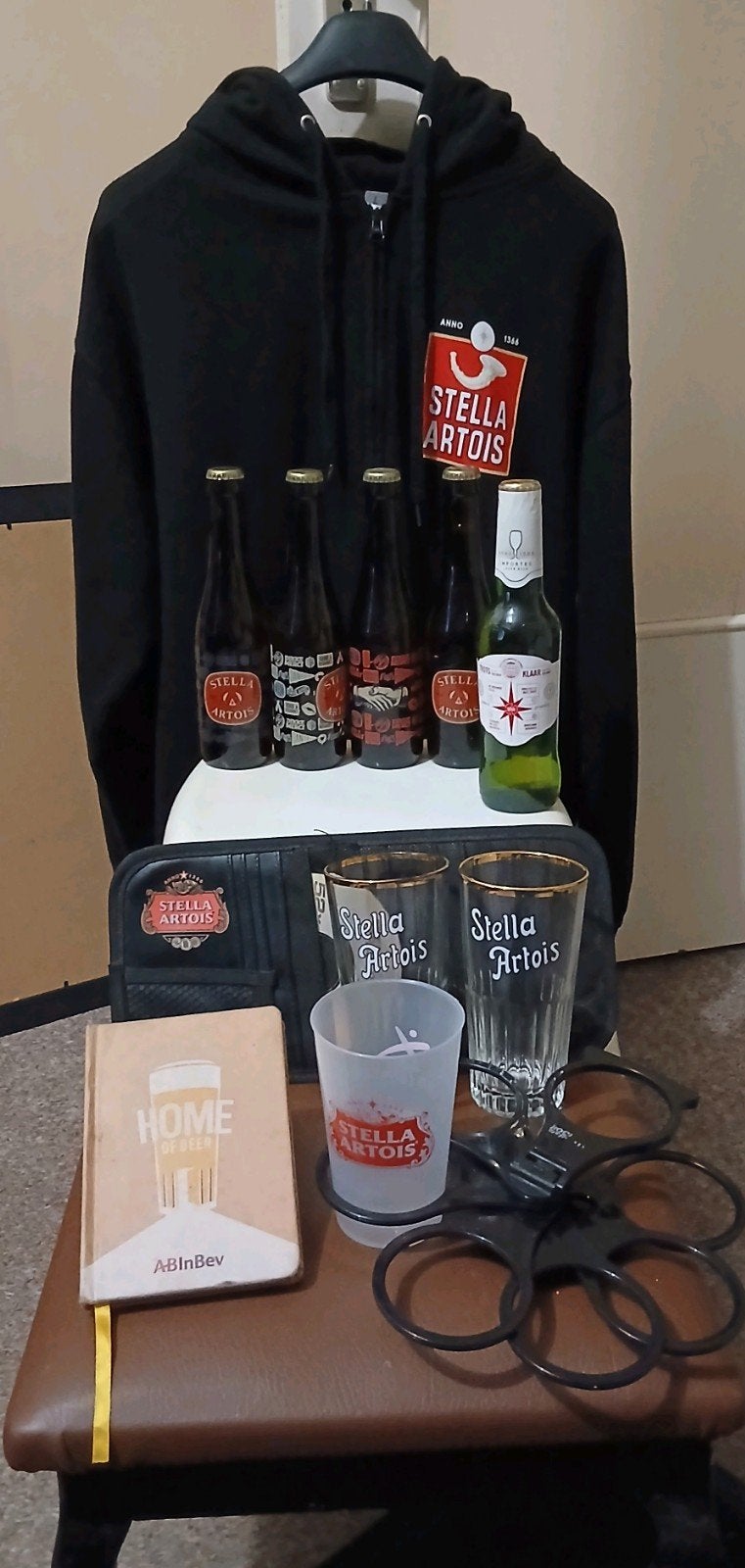 Coffret de collection unique Stella Artois et AB InBev, Enlèvement ou Envoi, Comme neuf, Bouteille(s), Stella Artois