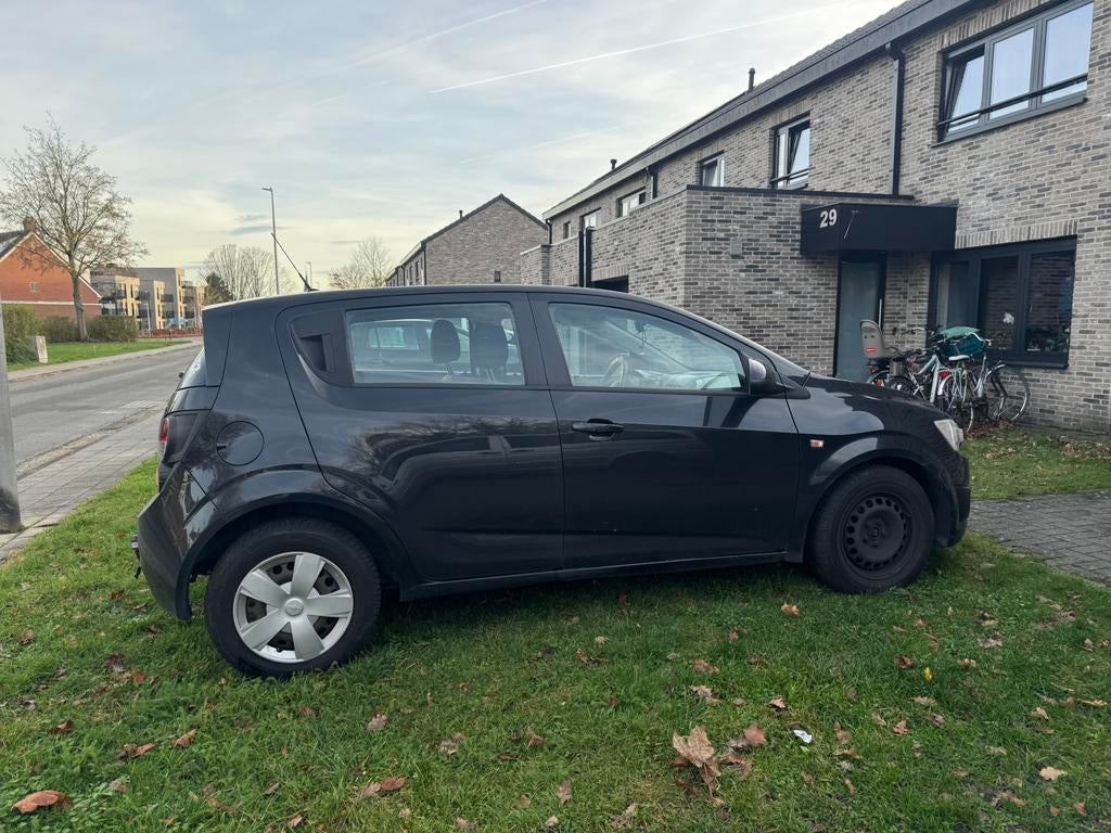 Chevrolet aveo 2013 motor defect, Auto's, Euro 5, Aveo, Zwart, Diesel