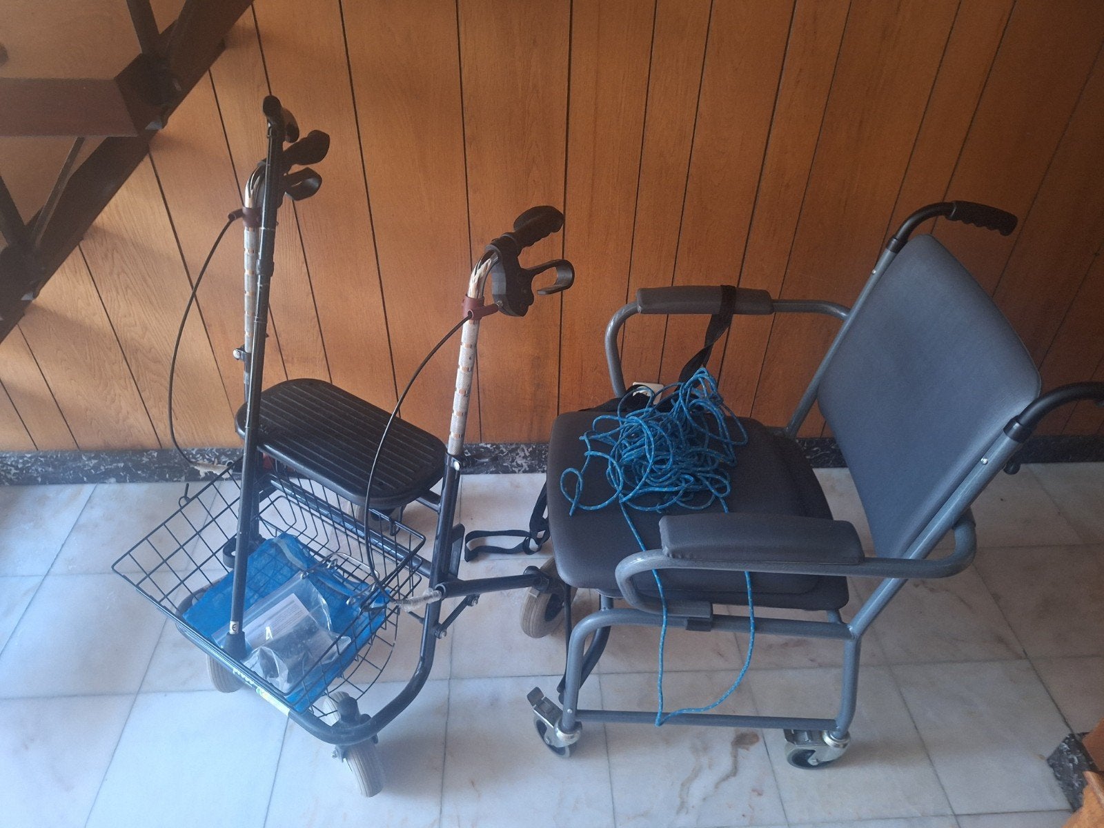 rollator en verrijdbare toiletstoel, Diversen, Ophalen