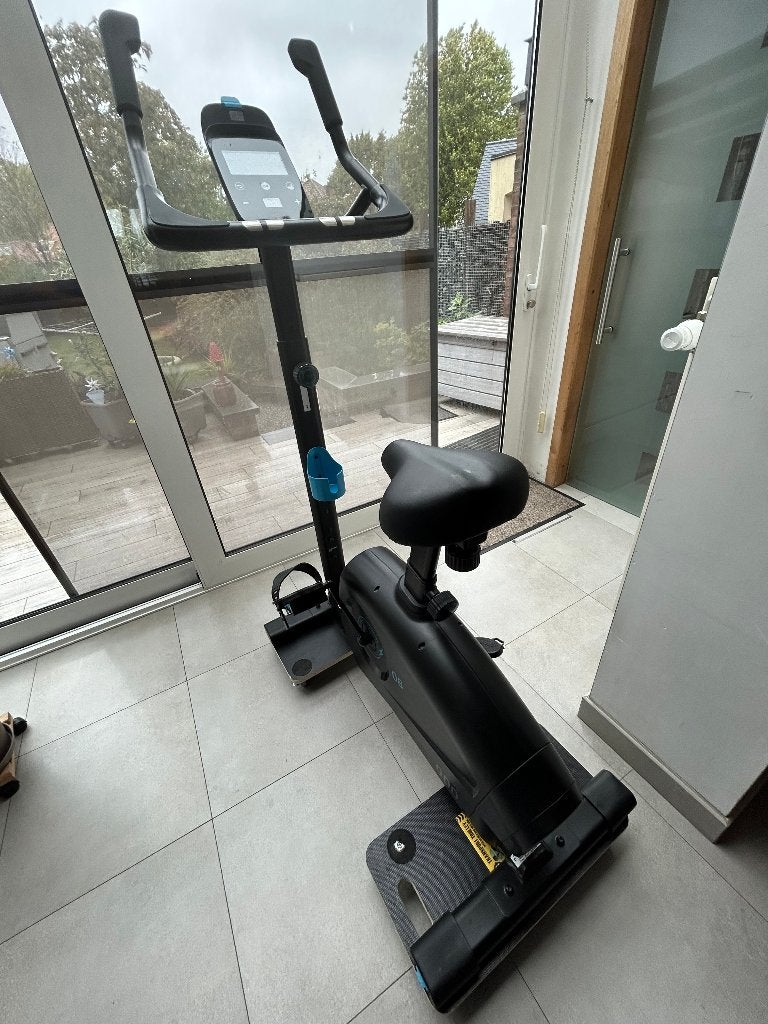 Vélo entrainement DECATHLON Domyos EB900, Enlèvement, Comme neuf, Vélo d'appartement