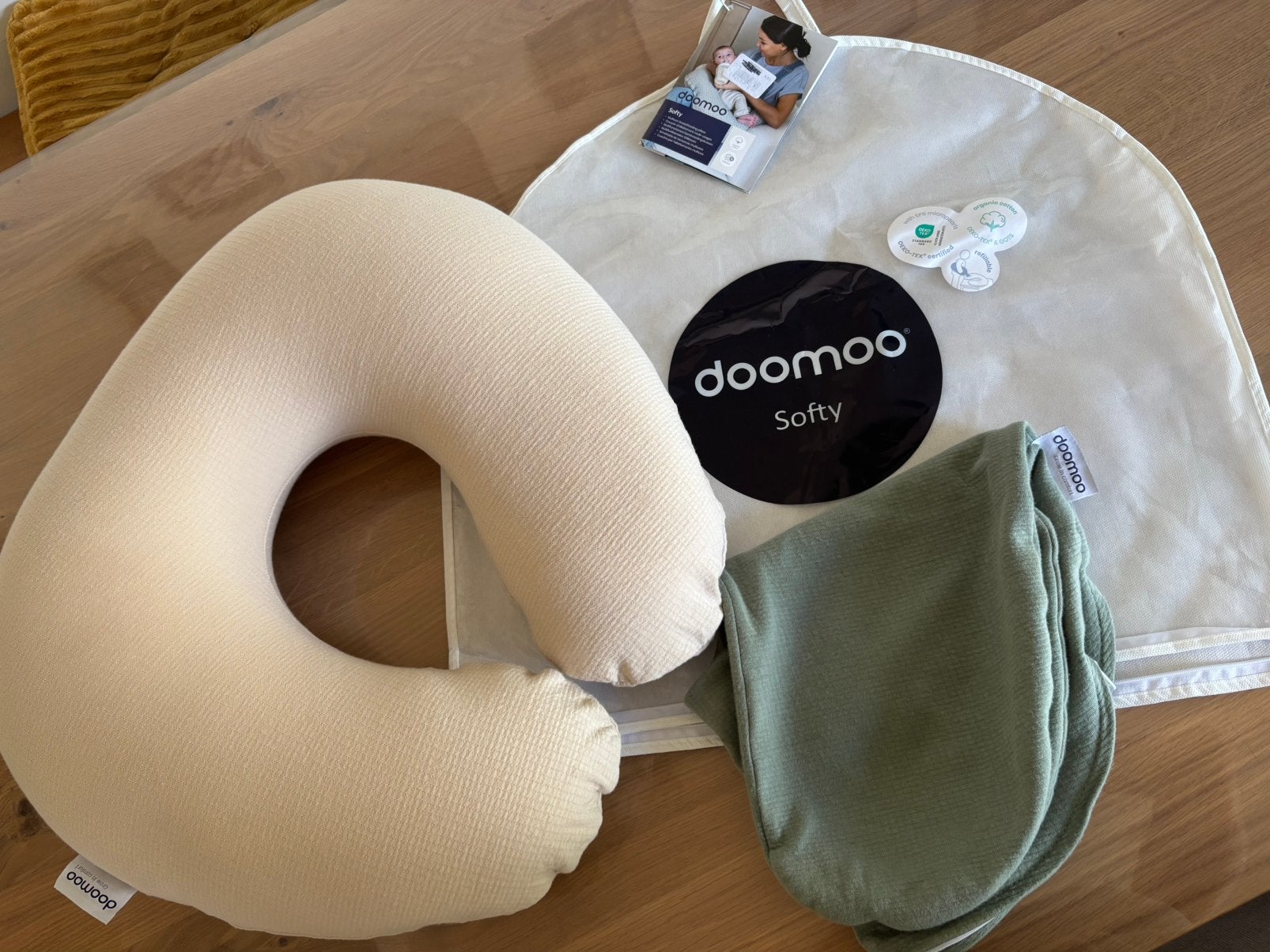 Doomoo Voedingskussen Softy, Ophalen, Zo goed als nieuw