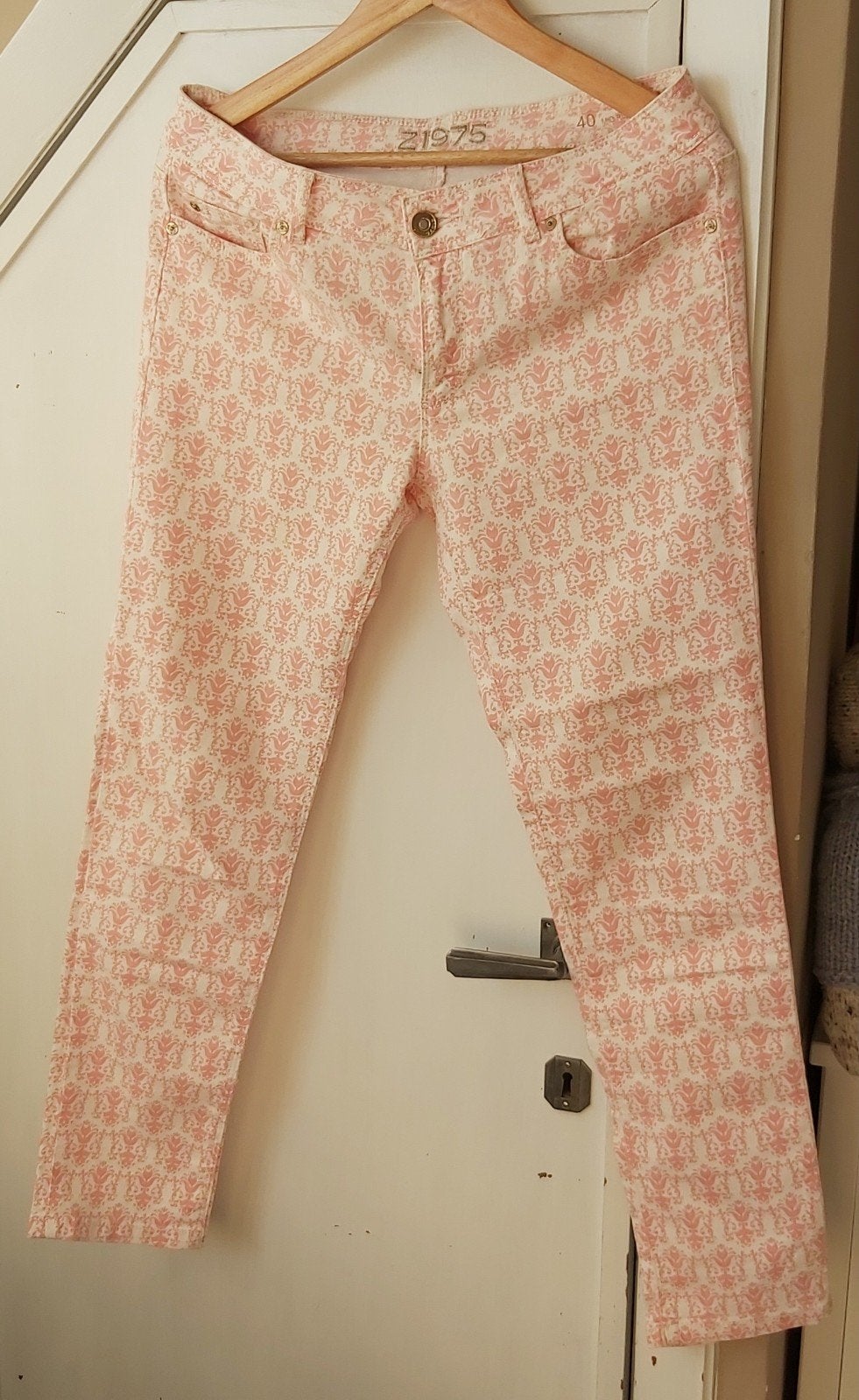 Prachtige stretch broek 40 Zara., Maat 38/40 (M), Zara, Ophalen of Verzenden, Zo goed als nieuw