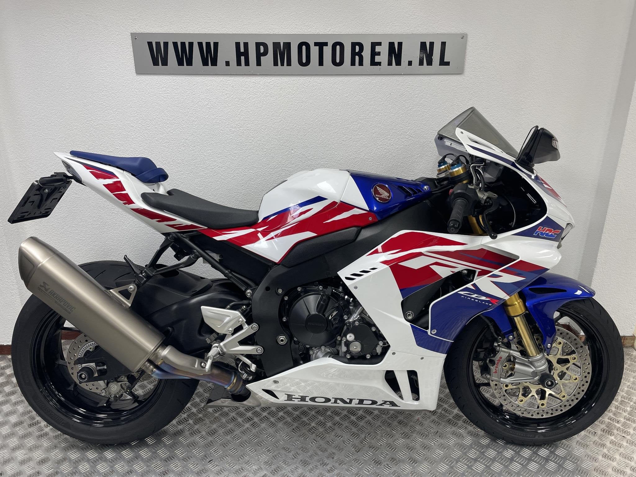 Honda CBR 1000 RR SP HRC FIREBLADE 30 TH ANNIVERSARY ABS, Motoren, Motoren | Honda, Rivium Boulevard 222-11
2909 LK  Capelle aan den Ijssel, NL