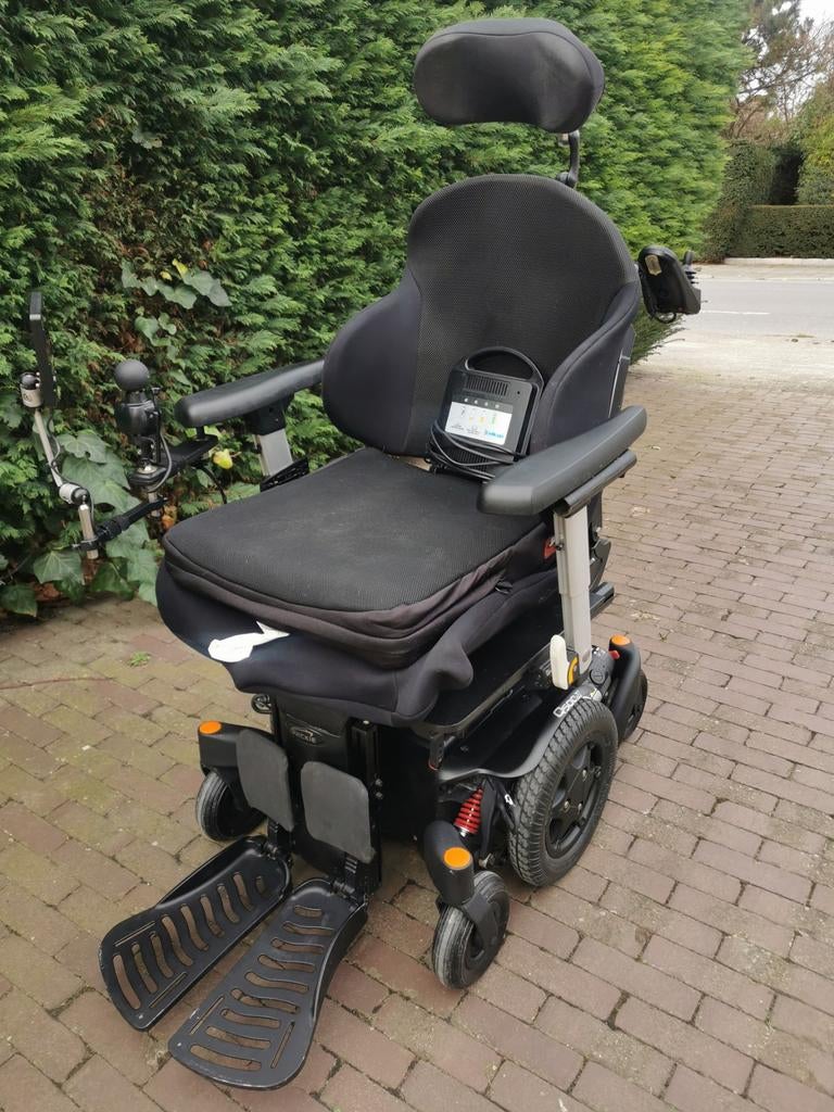 Elektrische rolstoel nieuwstaat quickie Q500M slechts 1km, Ophalen of Verzenden, Elektrische rolstoel