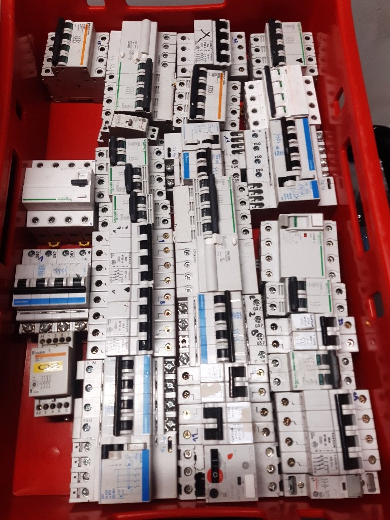 les fusibles, Bricolage & Construction, Enlèvement ou Envoi, Utilisé, Hager