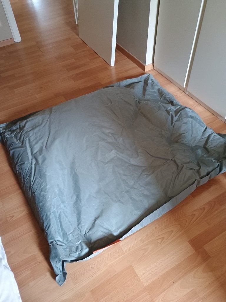 Zitzak , zitkussen B-Bob, Enlèvement, Comme neuf, Pouf