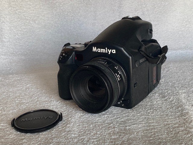 Mamiya 645 AF III met digitale rug en lens, Enlèvement, Comme neuf, Reflex miroir