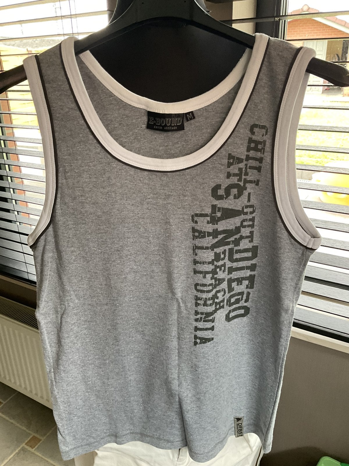 T shirt zonder mouwen Maat M nieuw, Ophalen of Verzenden, Nieuw, Maat 48/50 (M), Grijs