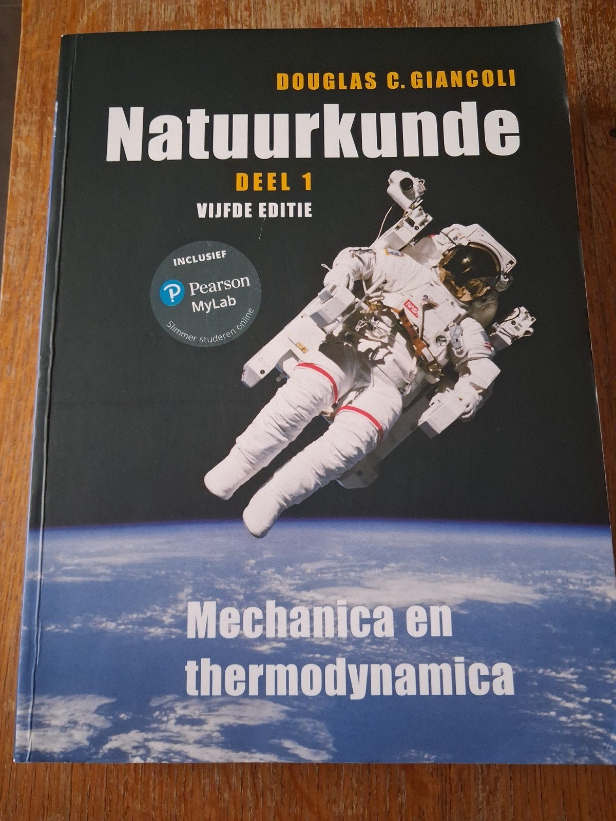 boek Natuurkunde deel 1, 5e editie, Boeken, Ophalen of Verzenden, Zo goed als nieuw, Douglas C. Giancoli, Natuurwetenschap
