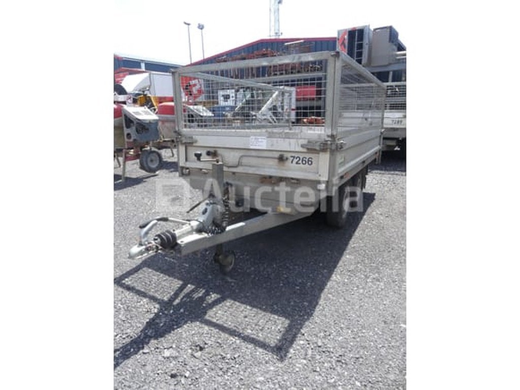 REF:7266 - Remorque basculante double essieu Saris C2C (2015