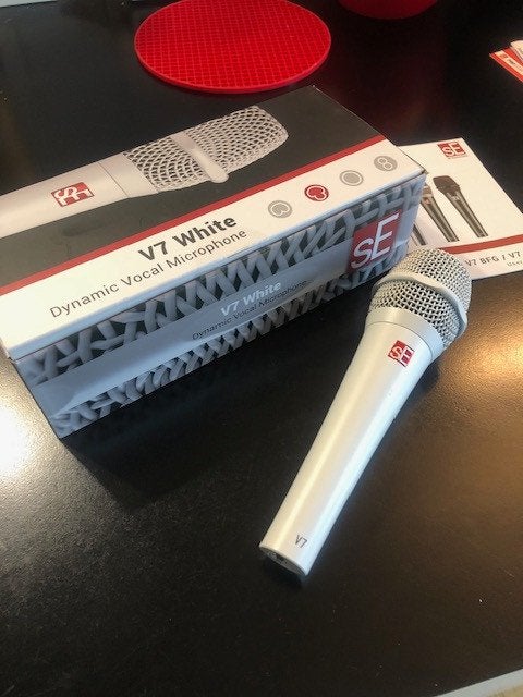 Microphone vocal dynamique SE Electronics V7, Musique & Instruments, Enlèvement ou Envoi, Comme neuf, Micro chant