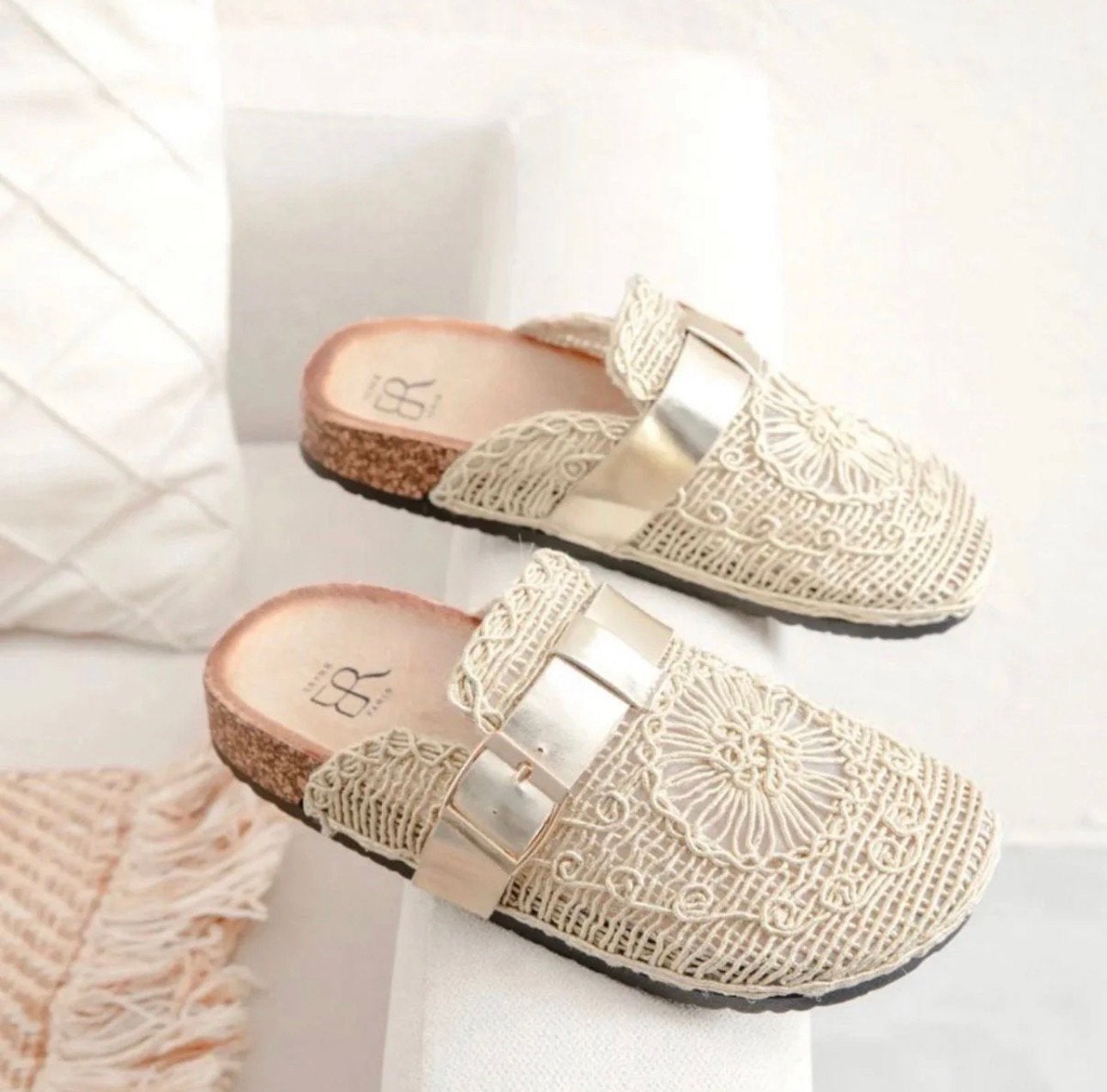 Mocassins, Neuf, Enlèvement ou Envoi, Beige, Sabots