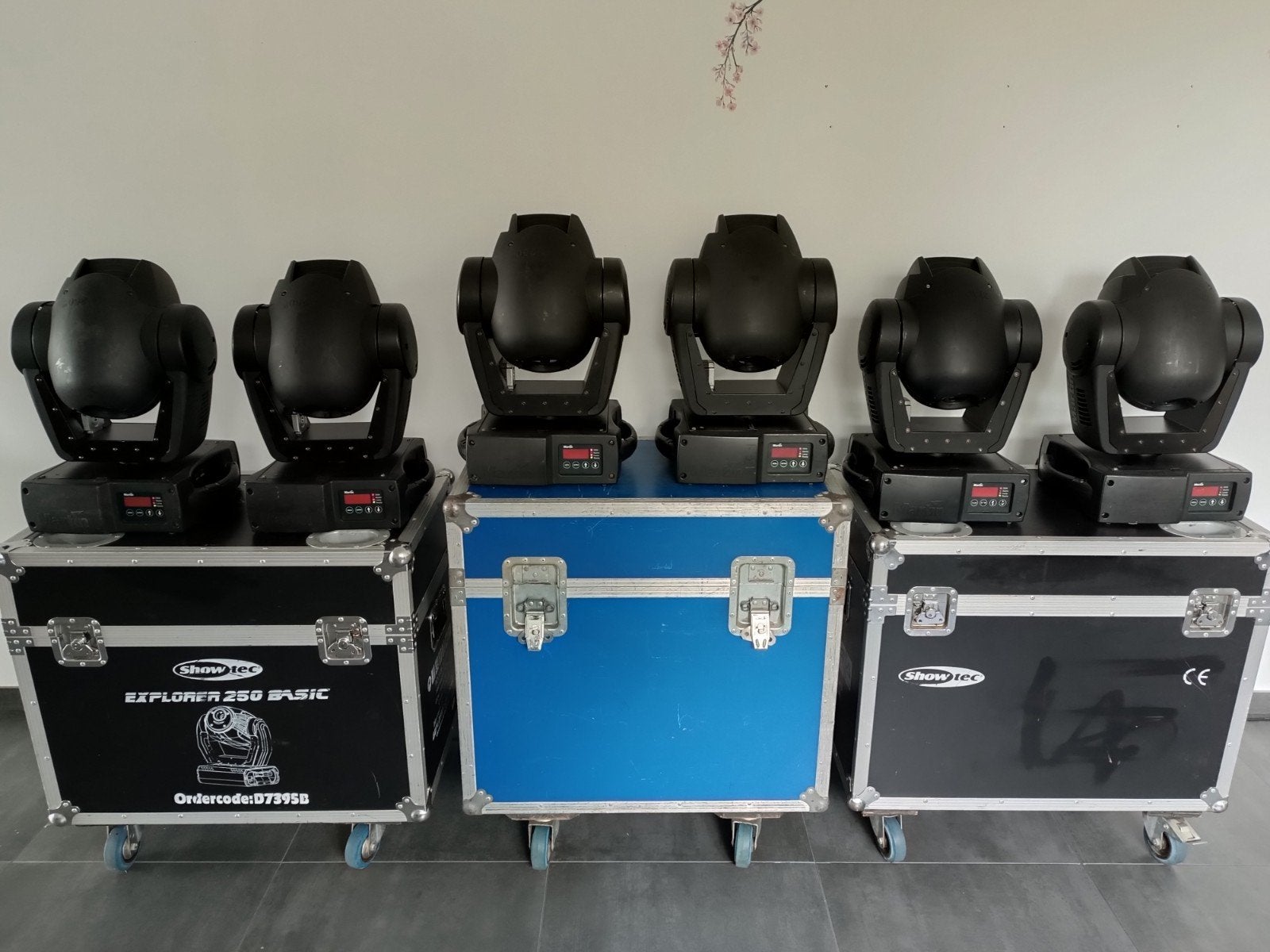 Martin Mac 250 met nieuwe lampen (set van 6), Enlèvement, Utilisé, Lumières, Couleur