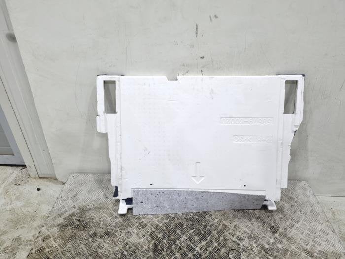 Coffre tapis d'un Toyota Landcruiser, -, 3 mois de garantie, Toyota, Utilisé