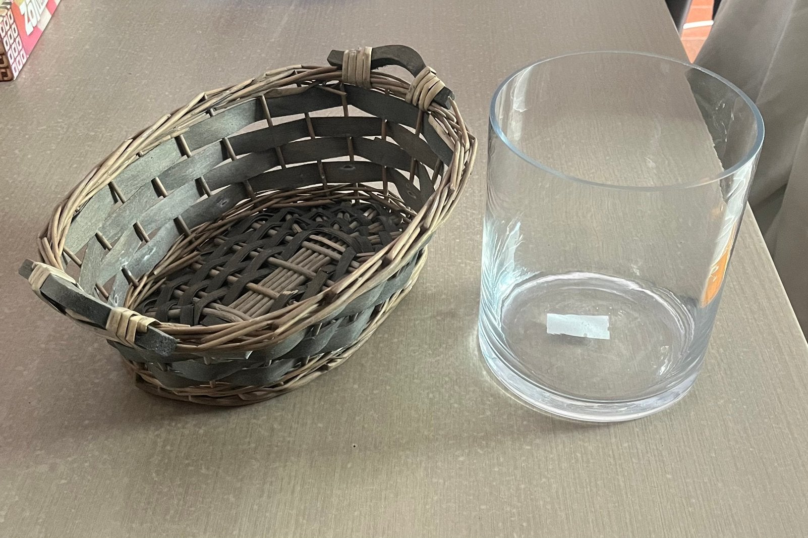 Rieten mand of vaas 1€/stuk, Huis en Inrichting, Ophalen, Zo goed als nieuw, Mand