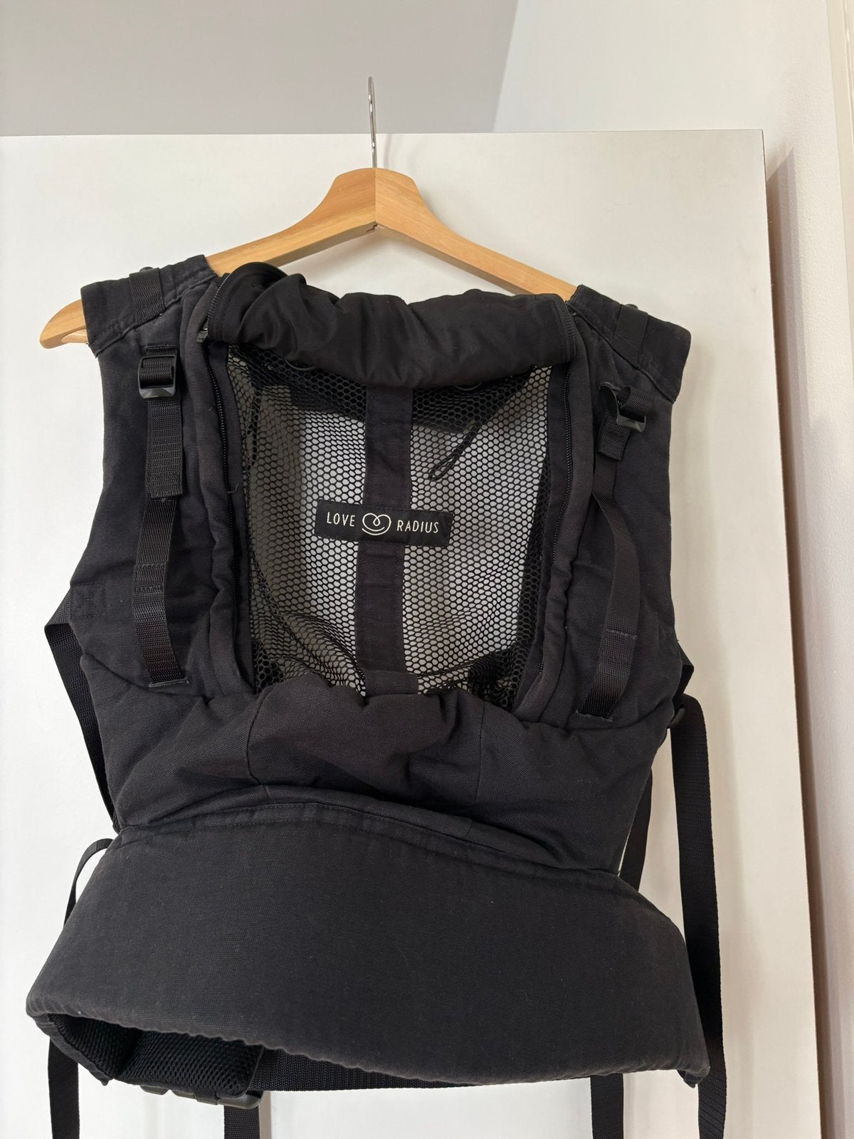 Porte bebé Love Radius PhysioCarrier tres bon etat, Enlèvement, Comme neuf, Porte-bébé, Autres marques