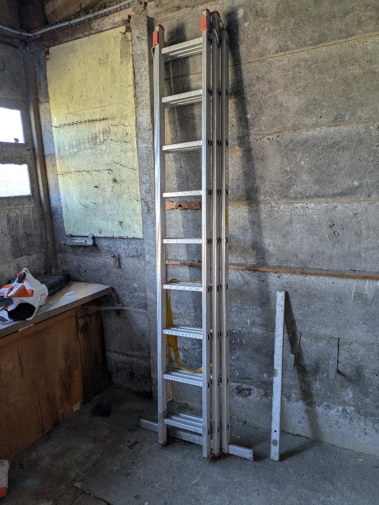 3 delige uitschuifbare Aluminium ladder 3x3.80m, Doe-het-zelf en Bouw, Ladders en Trappen, Ophalen, Gebruikt, Ladder, Opvouwbaar of Inschuifbaar