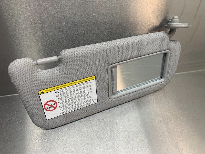 ZONNEKLEP Hyundai iX35 (LM) (|HYUNDAIIX35|), Auto-onderdelen, Gebruikt, Dhr. M. Roggen, Marinus@Japoto.nl, Stadsweg 37 37
9917 PV  WIRDUM GR., NL