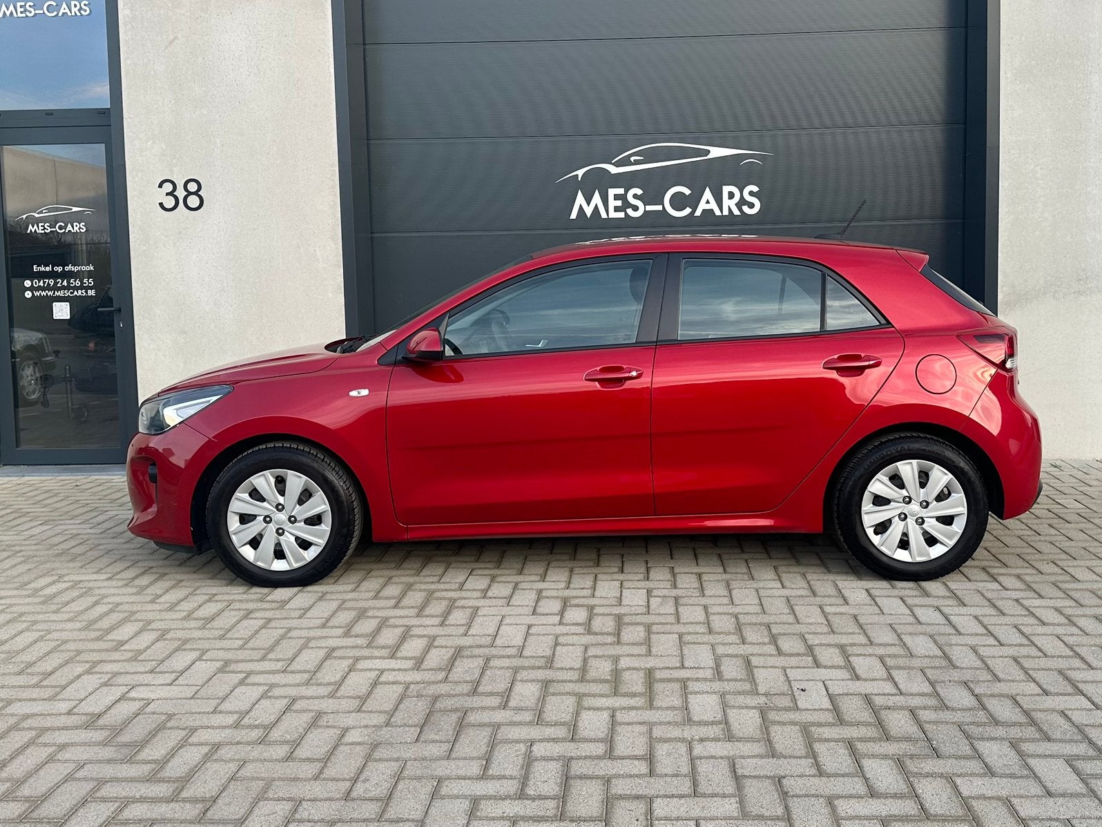 Kia Rio 1.2Benzine 84PK / Airco - Camera 2018, Auto's, Stof, Navigatiesysteem, https://public.car-pass.be/vhr/d3306f4d-c585-482d-a57f-da15c912a938