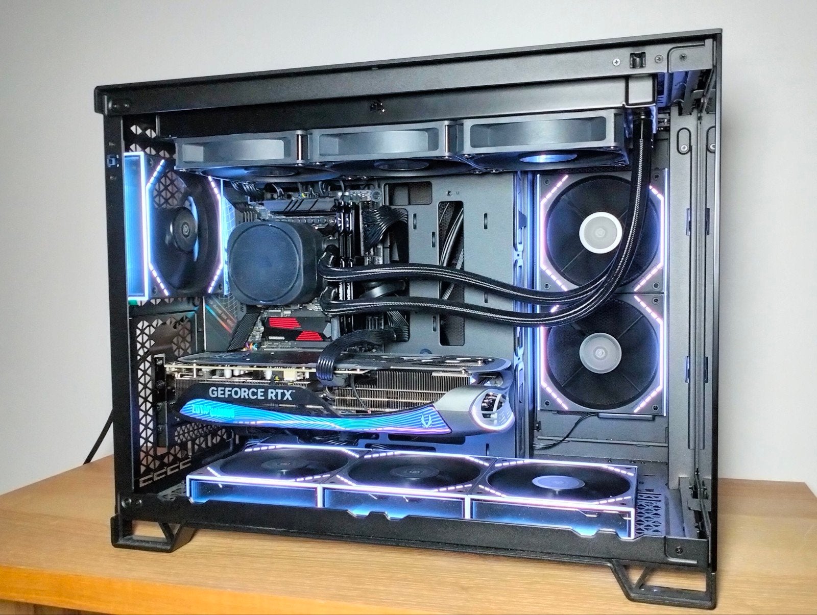 Pc Gamer i9 14900KF RTX 4070 32Gb DDR5, Informatique & Logiciels, Le pc est monté avec différentes marques, 32 GB, Intel Core i9