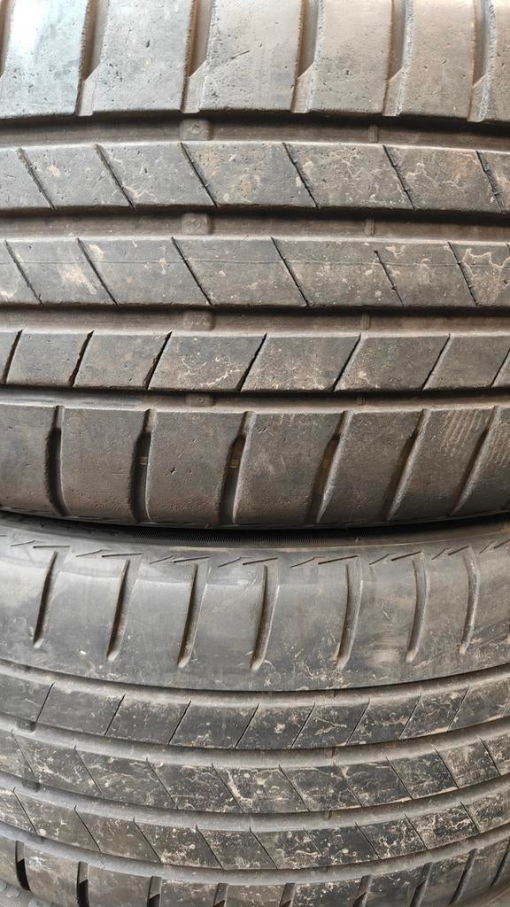 215/40r17 Bridgestone 45€ per stuk met montage en balanceren, Ophalen