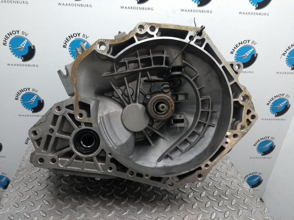 OPEL ASTRA TRANSMISSIE / VERSNELLINGSBAK 2012, Auto-onderdelen, Ophalen of Verzenden, Gebruikt, Stiba lid