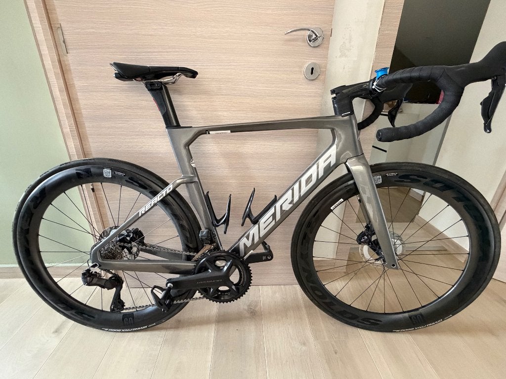 Merida Reacto 8000 Di2 Carbon – Maat S (168-177cm), Vélos & Vélomoteurs, Vélos | Vélos de course, Comme neuf, Hommes, Autres marques