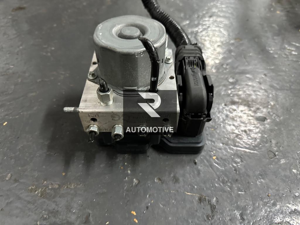 Nissan X-Trail T32 2018 ABS POMP 47660-7FY6A 0265956487, Nissan Motor Co., Ltd., Takashima 1-chome 1-1
220-8686  Yokohama, Nieuw