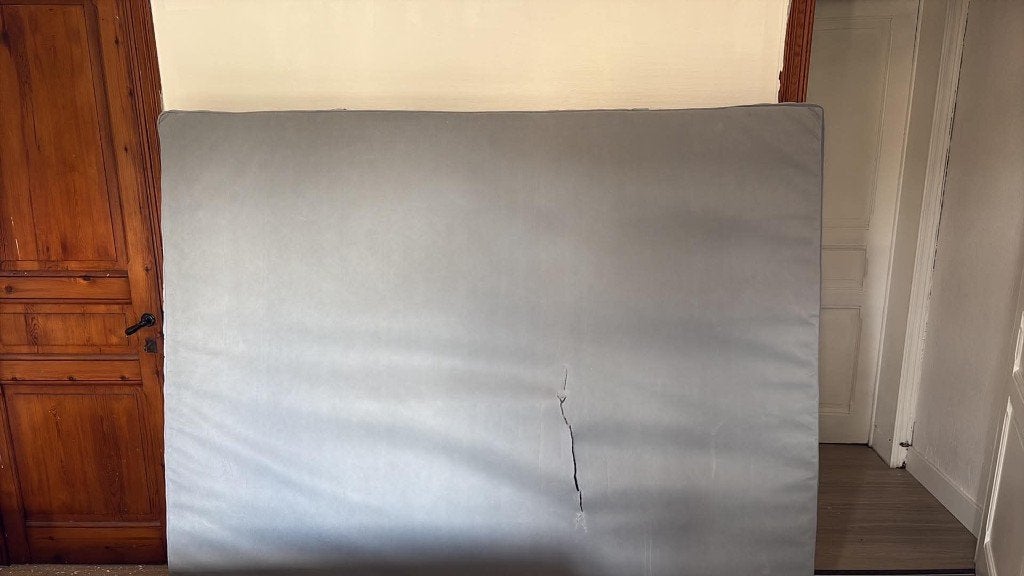 ️ À DONNER – Matelas IKEA VALEVÅG 180x200 cm, Maison & Meubles, Matelas, Enlèvement, Utilisé, 180 cm