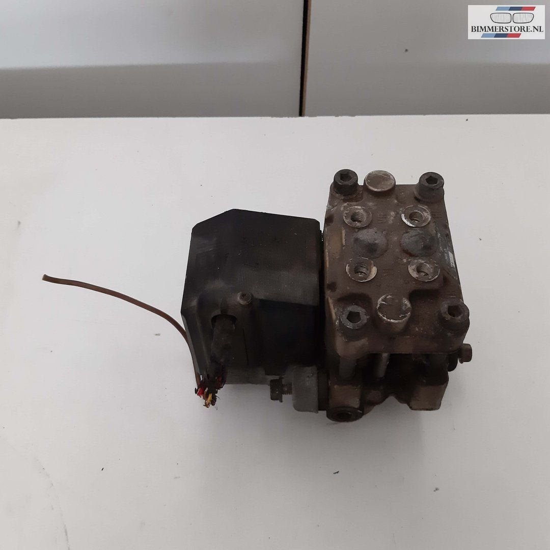 ABS pomp BMW 5-Serie E34 E32 E31, -, Utilisé, -, Enlèvement ou Envoi